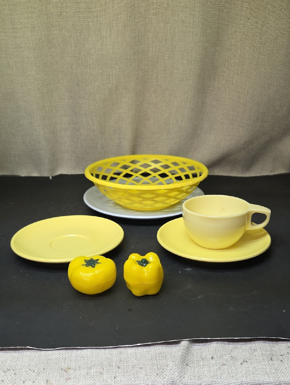Vintage Melmac Yellow Tableware & Kitchen‎ Collectibles
